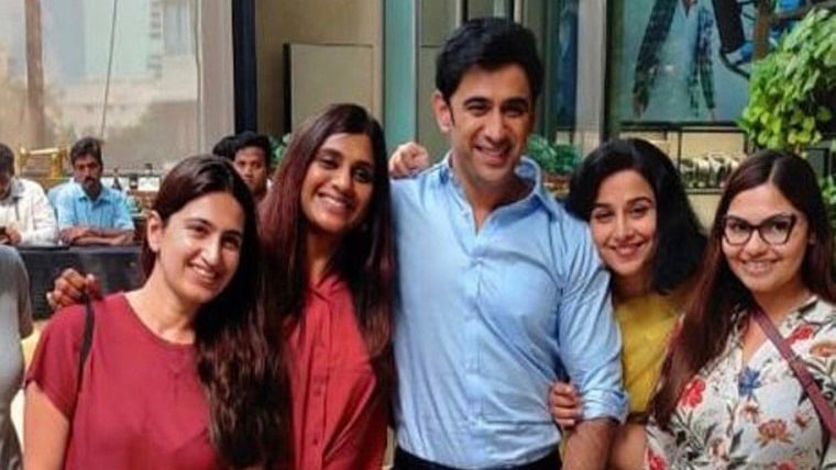 Glad To Be In Company Of All Women Team Amit Sadh Wraps Up Shooting For Vidya And he's emerged stronger than ever. amit sadh wraps up shooting for vidya