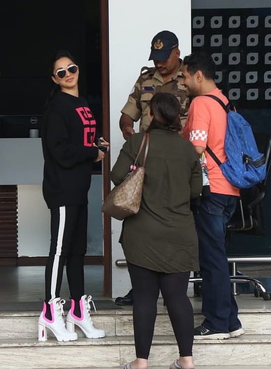 Tacky Kiara Advani S High Heel Sneakers That Cost Rs 70k Are Making The Fashion Police Cringe Jiji.co.ke ❤ prada shoes in kenya for sale >>> 53 ads, price starting from ksh 1,150 for «shoes» ⚫ choose and buy the best one | be surprised by the wide selection models here: kiara advani s high heel sneakers that