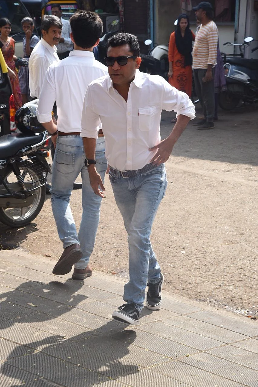 Karanvir Bohra, Arjun Bijlani and other TV actors attend last rites of Kushal Punjabi