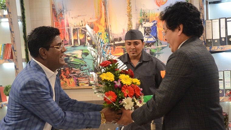 Taarak Mehta Ka Ooltah Chashmah Jethaa Lal Cooks Up A Story About Cooking To Impress Babeetta Watch the latest episodes of popular sab apac show, taarak mehta ka ooltah chashmah through yupptv. taarak mehta ka ooltah chashmah jethaa