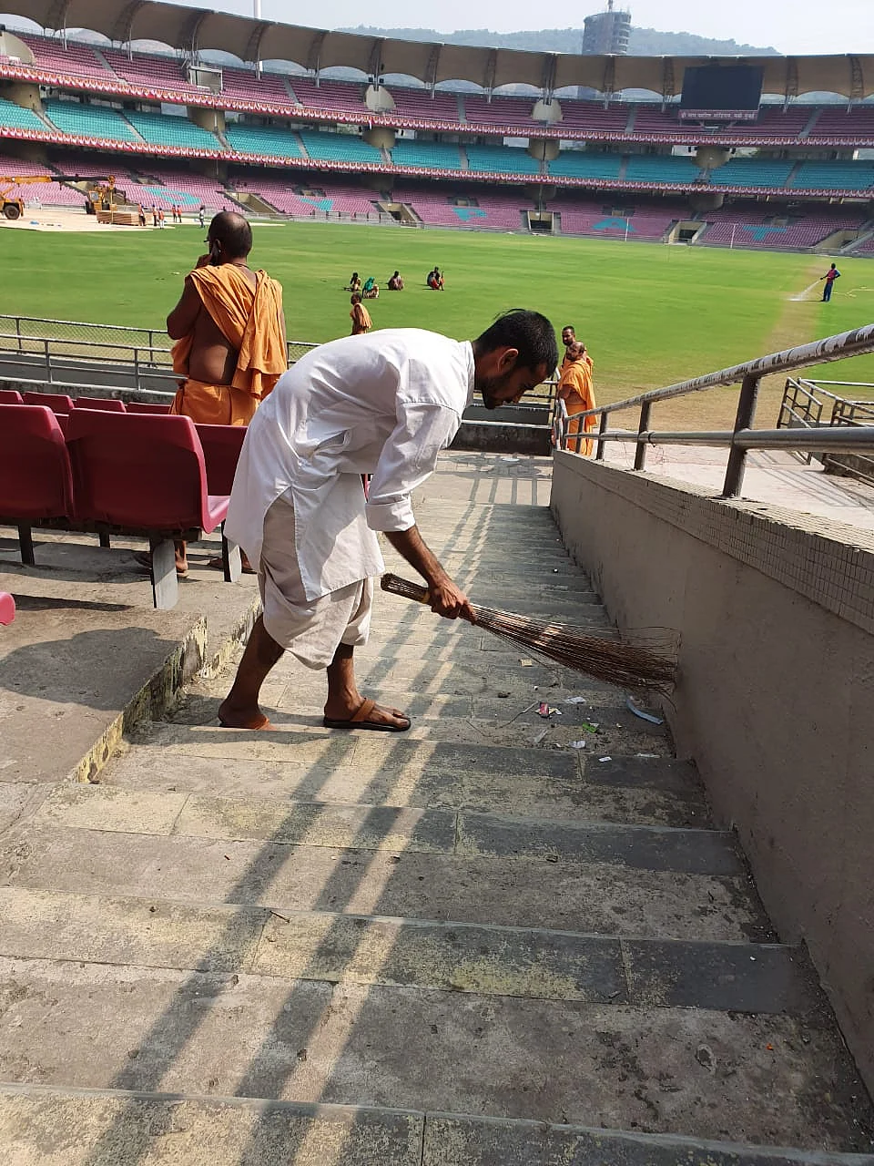 Swachata Abhiyan on the occasion of 98th Birth Celebrations of Pramukh Swami Maharaj