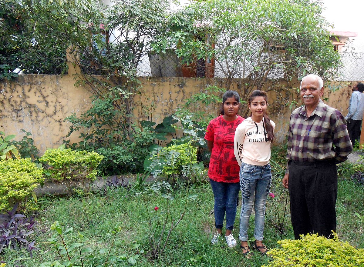 Bhopal: Child scientists make fertilizer from weed 