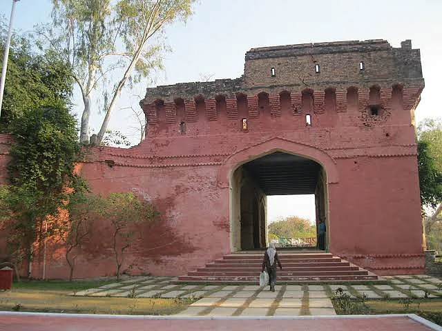 Hussainiwala border: Where patriotism flows