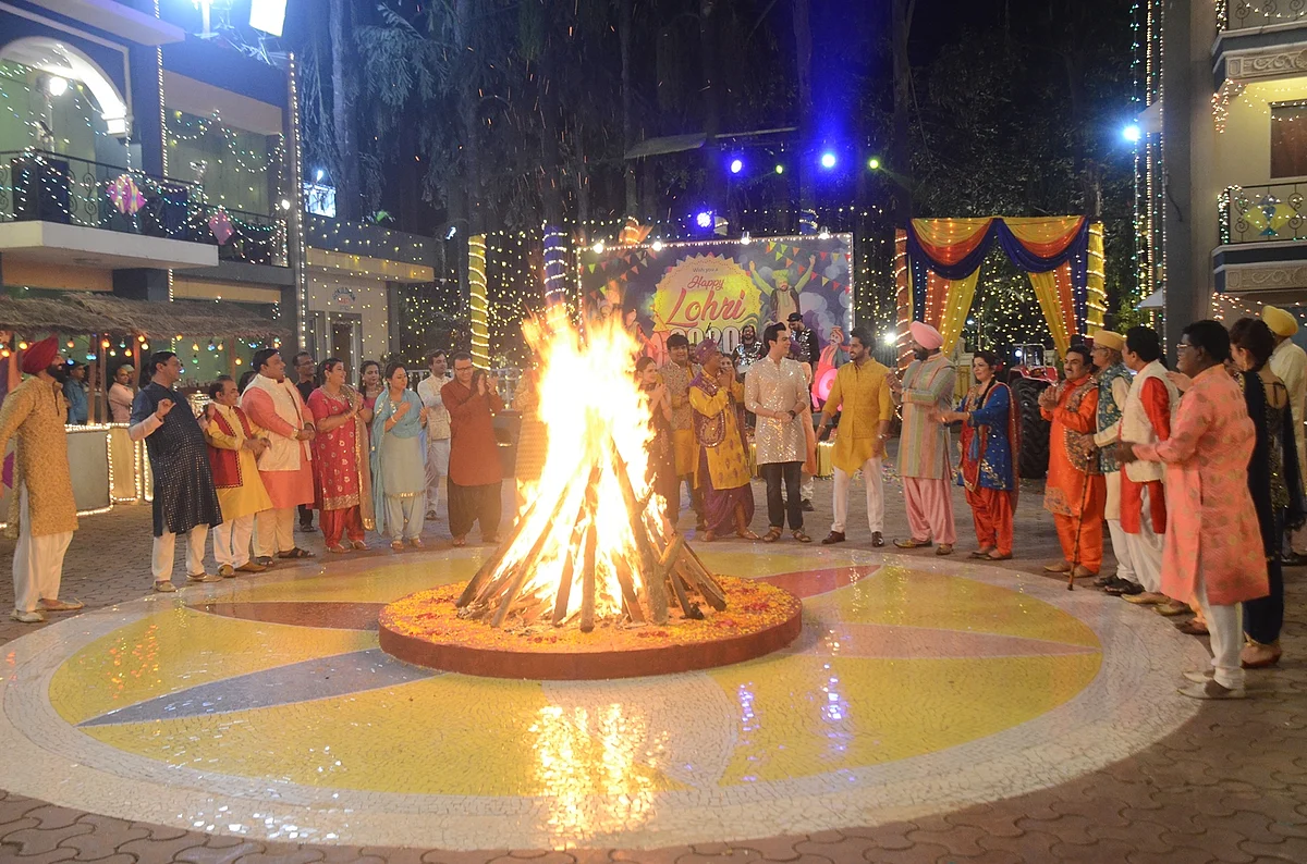 Taarak Mehta Ka Ooltah Chashmah: Gokuldham society celebrates Lohri with 'Panga' actor Jassie Gill