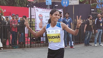 Sudha Singh Completes Her Hat Trick At Mumbai Marathon 2020 The mumbai marathon is the richest race in india with a prize pool of usd 350,000. sudha singh completes her hat trick at