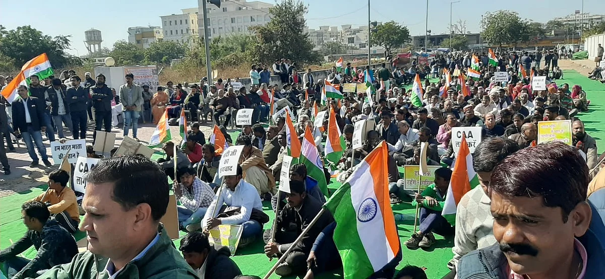 Rajasthan: Pak Hindu Migrants stage sit-in near State Assembly