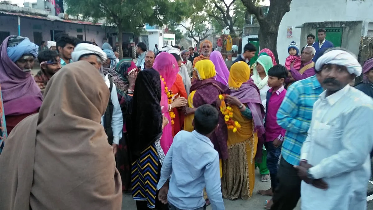 Amid anti-CAA-NRC protests, Pak Hindu migrant set to contest polls after receiving Indian citizenship