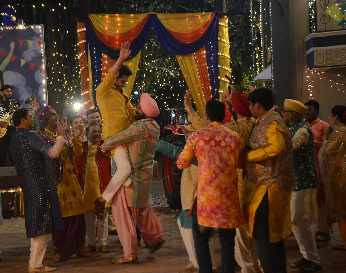 Taarak Mehta Ka Ooltah Chashmah: Gokuldham society celebrates Lohri with 'Panga' actor Jassie Gill