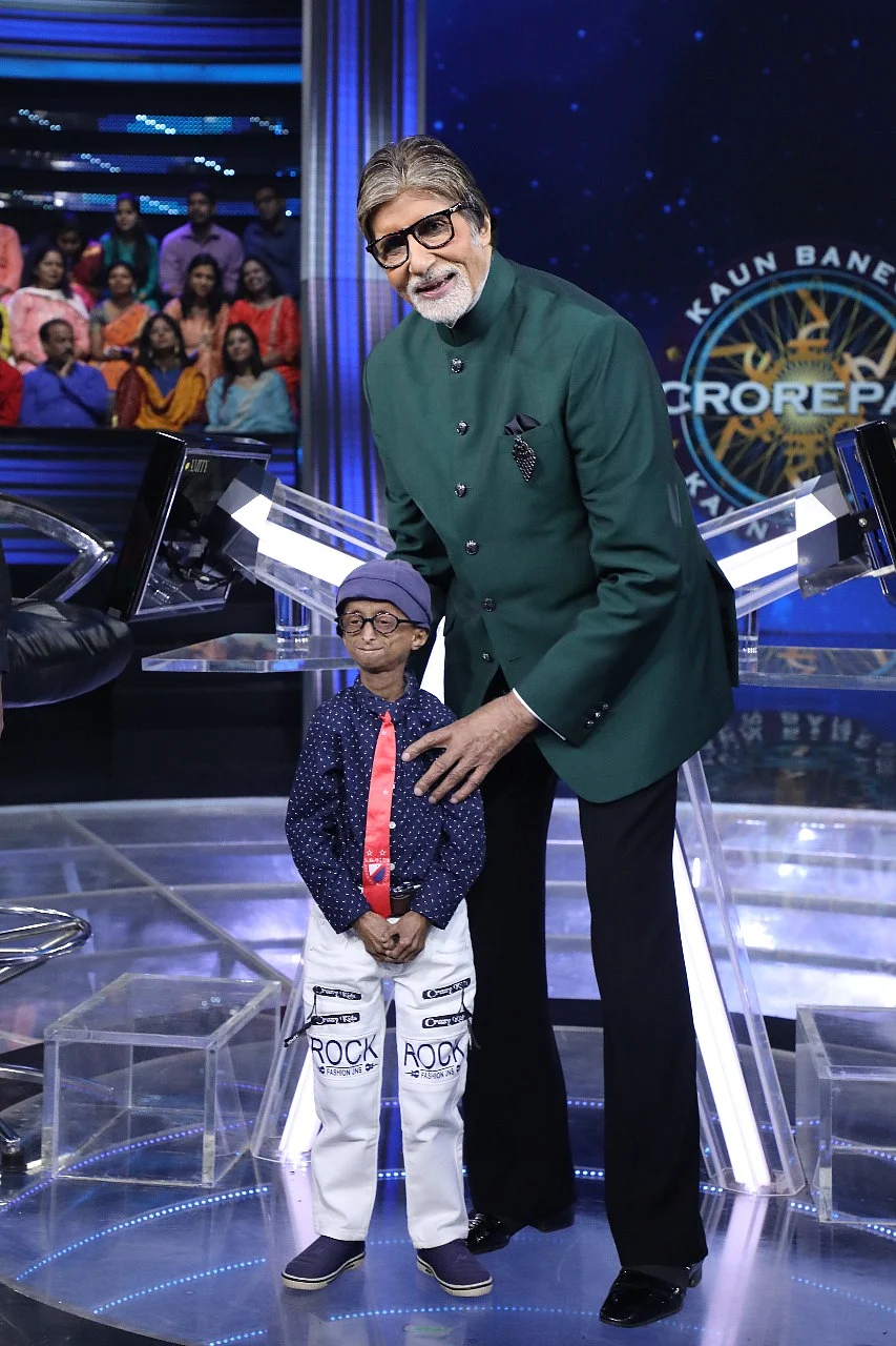 Real and reel life 'Paa': Amitabh Bachchan meets kid living with progeria on sets of 'Kaun Banega Crorepati'
