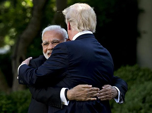Hug Day 2020: Messages, quotes, GIFs to send over WhatsApp or SMS