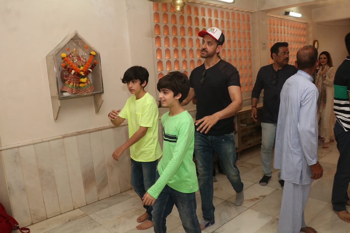 In Pics: Hrithik Roshan, Sussanne Khan offer prayers to Lord Shiva with family on Maha Shivratri