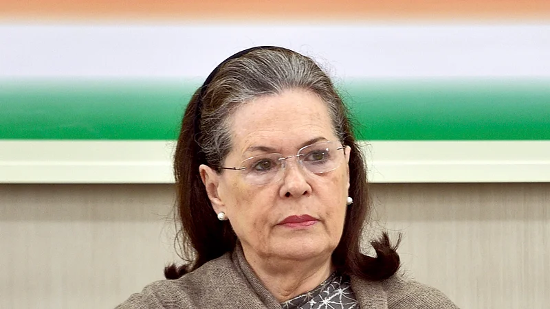 Is Sonia Gandhi's real name Antonia Maino? 3 facts and 2 fake stories about  the Congress President