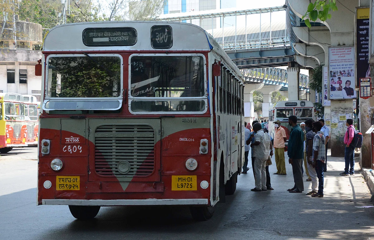 BEST bus running during lockdown for essential services on Monday.