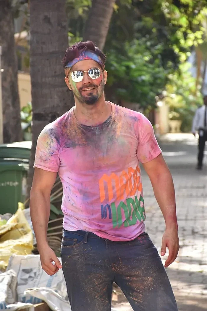 Watch: Varun Dhawan's sweet video wishing fans in Nepal Happy Holi goes viral