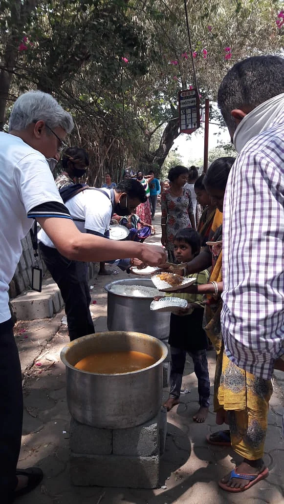 Coronavirus in Mumbai: CRISIL's '10k meals project' helps the needy affected by lockdown