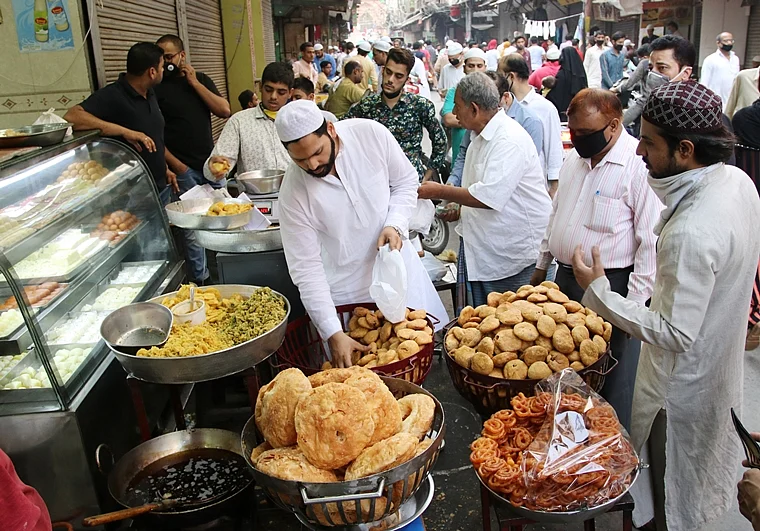 Eid ul-Fitr 2020 in Pictures: How Indian Muslims celebrated Eid amid COVID-19