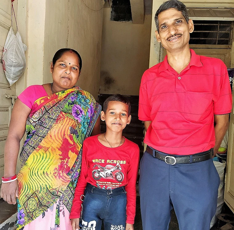 UP Migrant family: Subedar Pandey with wife Tara and Son Rishab