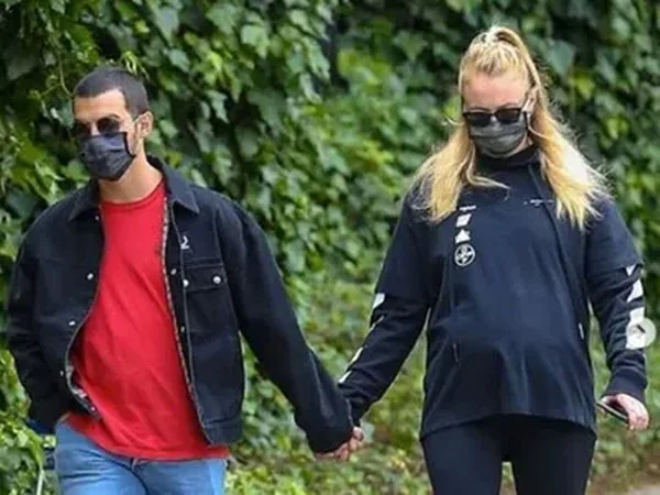 From Akash-Shloka to Zayn-Gigi, celebs who welcomed 'coronial babies' in 2020