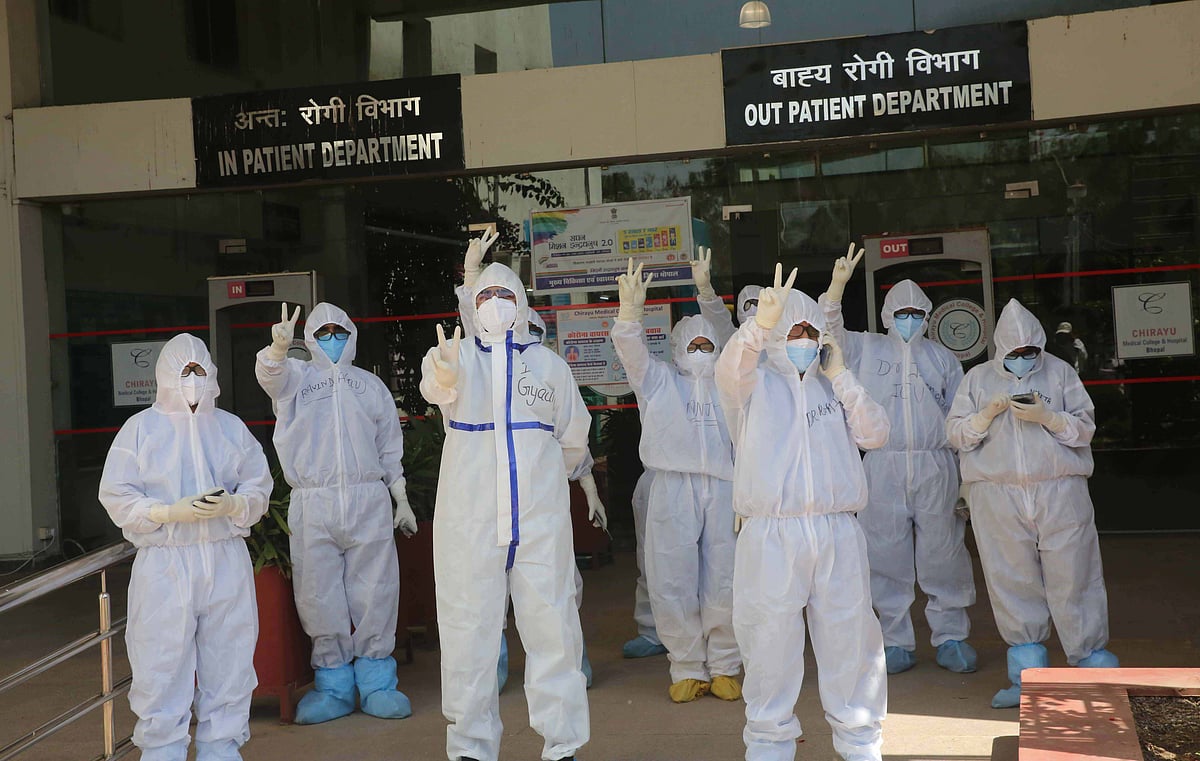Bhopal: Doctors, paramedical staff find PPE kits uncomfortable in summer