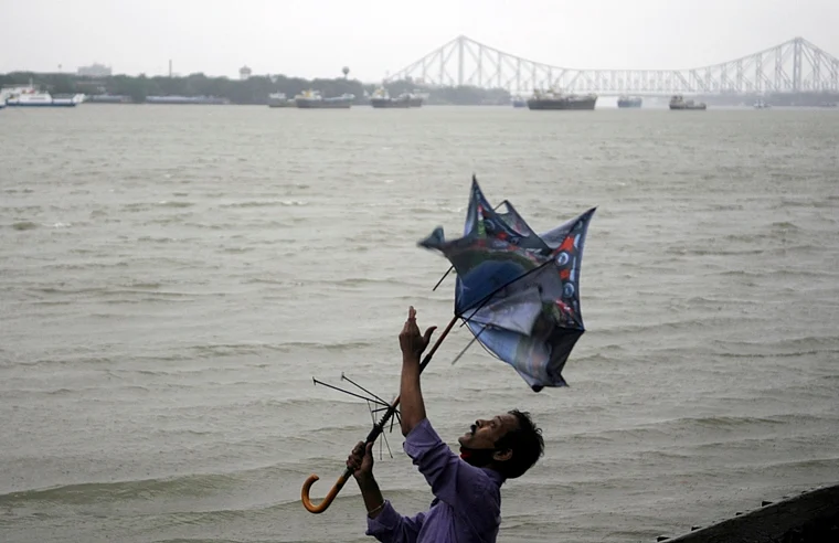 In Pictures: Cyclone Amphan leaves death, destruction in its trail in Odisha, West Bengal