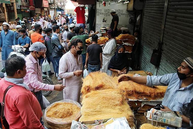 Eid ul-Fitr 2020 in Pictures: How Indian Muslims celebrated Eid amid COVID-19