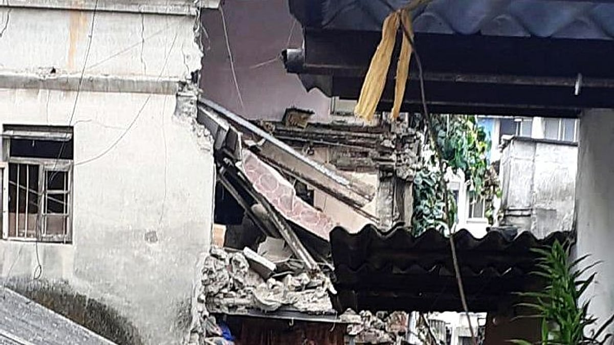 Thane: Godown collapses in Bhiwandi; at least 7 people feared trapped - Vimarsana News