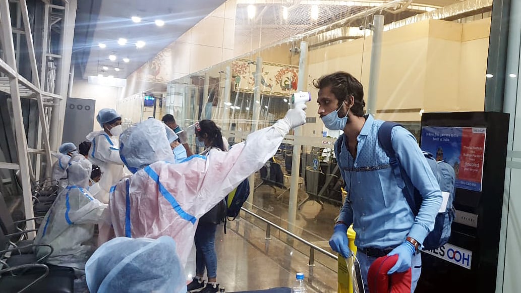 Coronavirus in Mumbai BMC makes 14 days of home