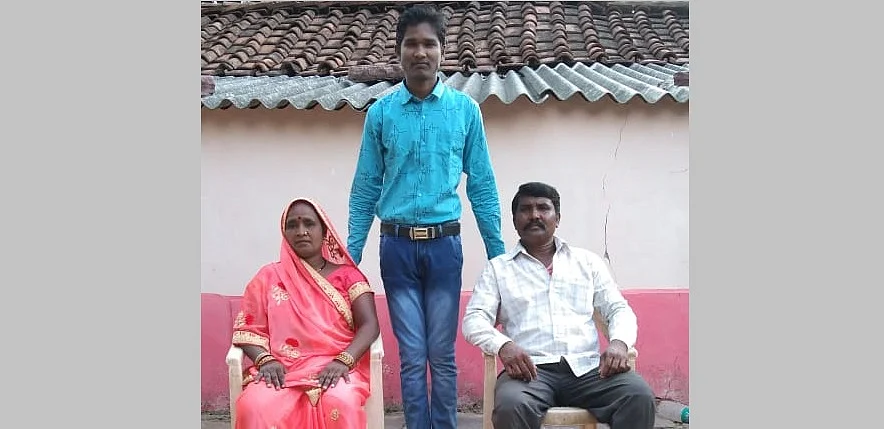 City topper Delan Patel with his parents (Asha & Hukam Patel)