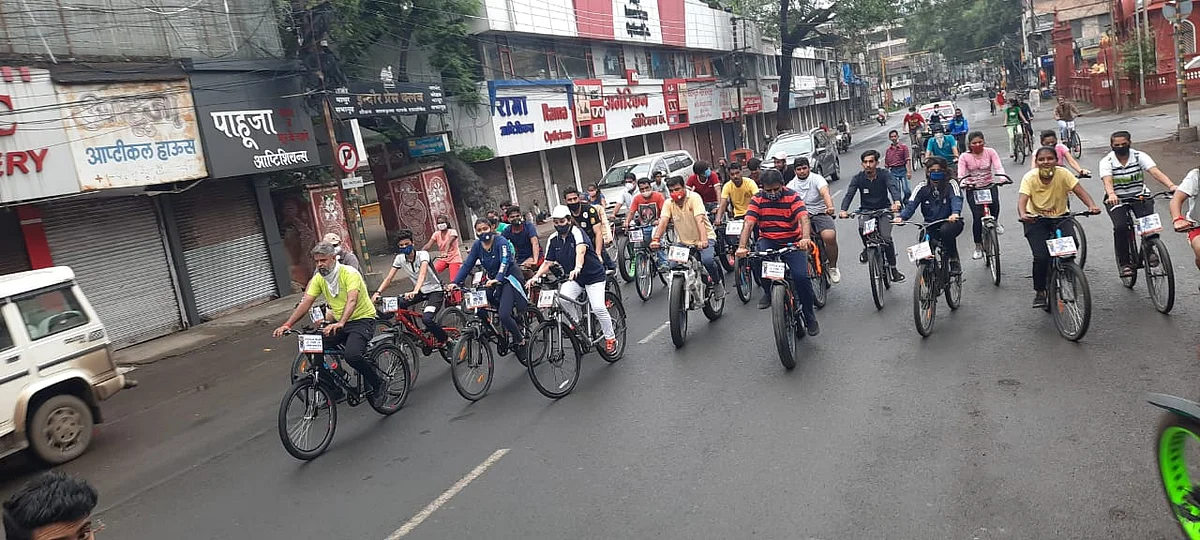 #FitIndia: Indore MP Shankar Lalwani pedals with residents, demands cycle tracks in the city