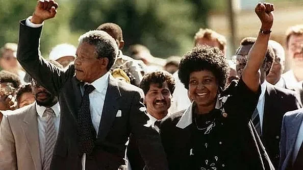 Nelson Mandela set free in 1990 after 27 years of imprisonment