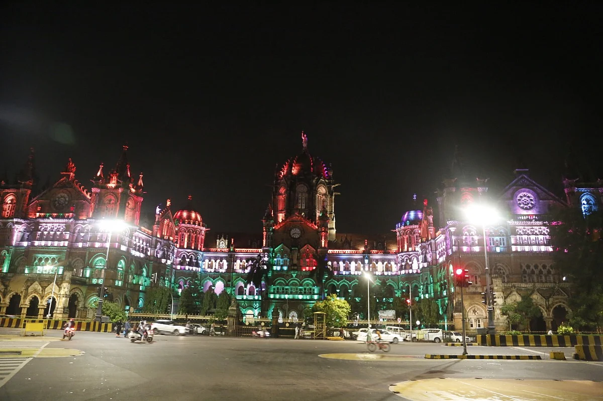Independence Day 2020: Pictures of South Bombay in tricolors