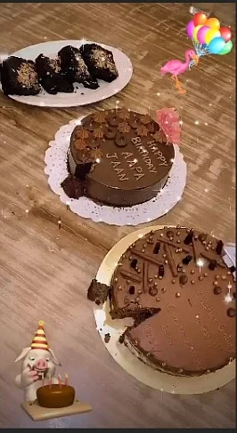 Inside pictures from Sara Ali Khan's 25th birthday bash