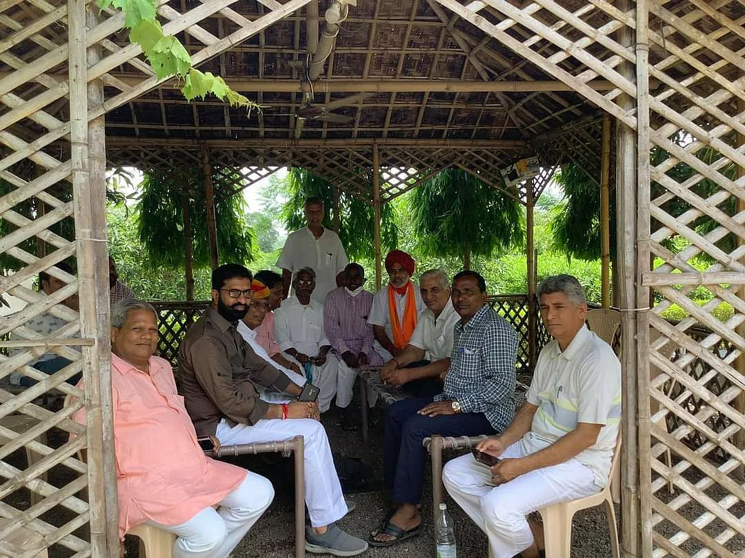 Rajasthan Political Crisis: More BJP MLAs reach Gujarat; Gehlot writes to all legislators