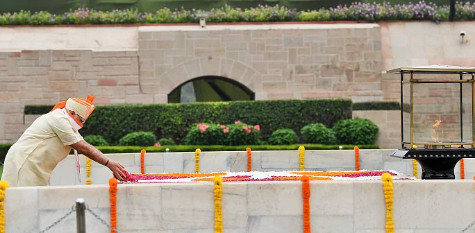 Photo: narendramodi.in