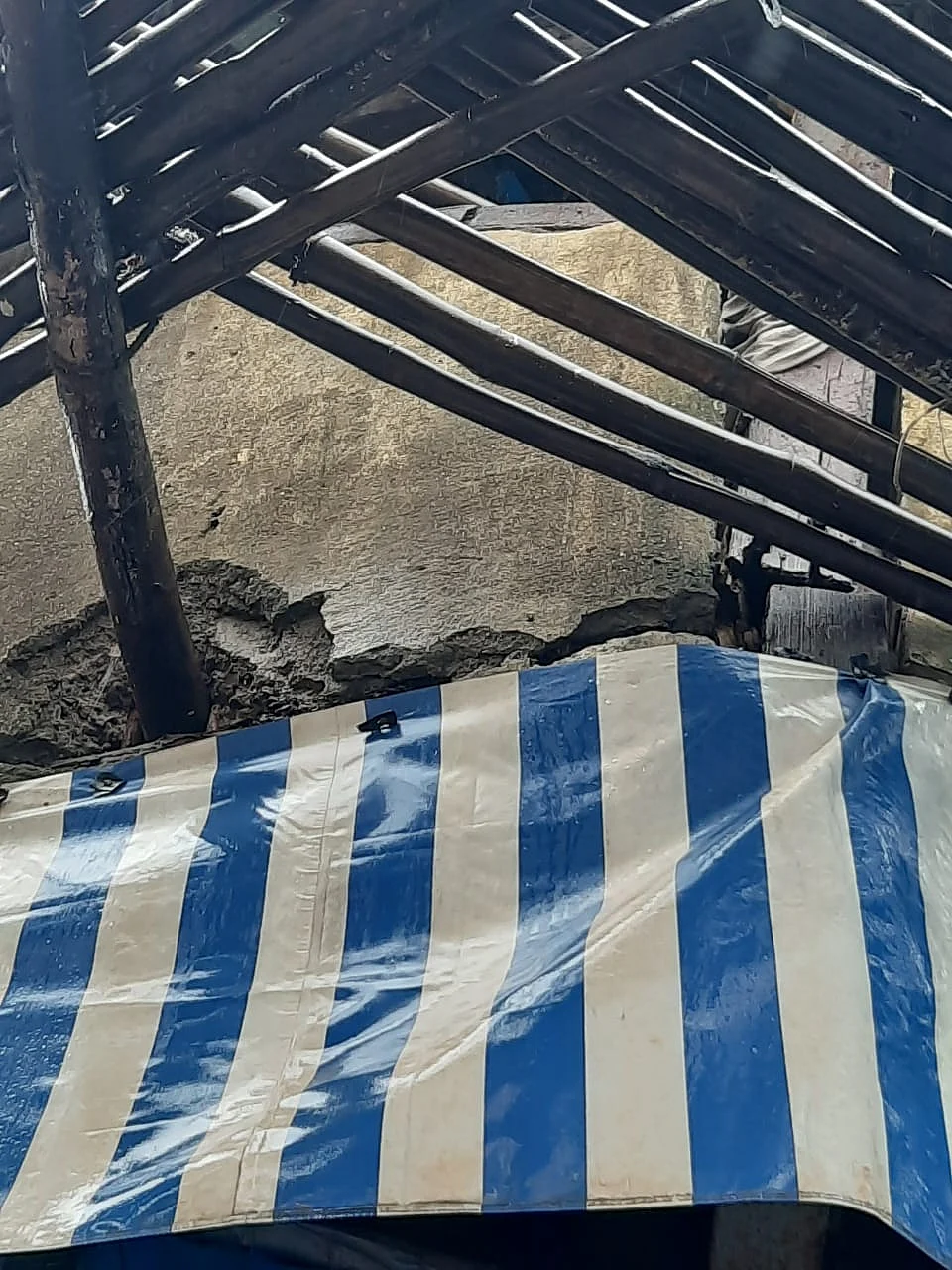Another SoBo disaster waiting to happen as tenants of 'dangerous' Ismail Musafirkhana building refuse to vacate