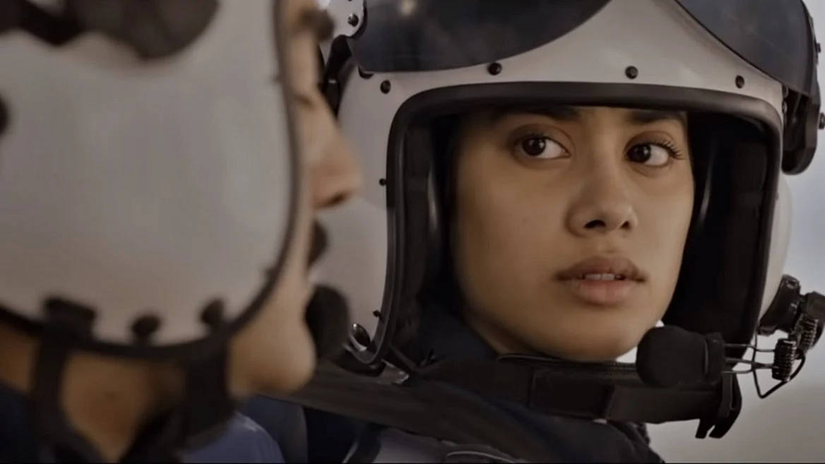 Gunjan Saxena: The Kargil Girl' Trailer: Janhvi Kapoor starrer ...