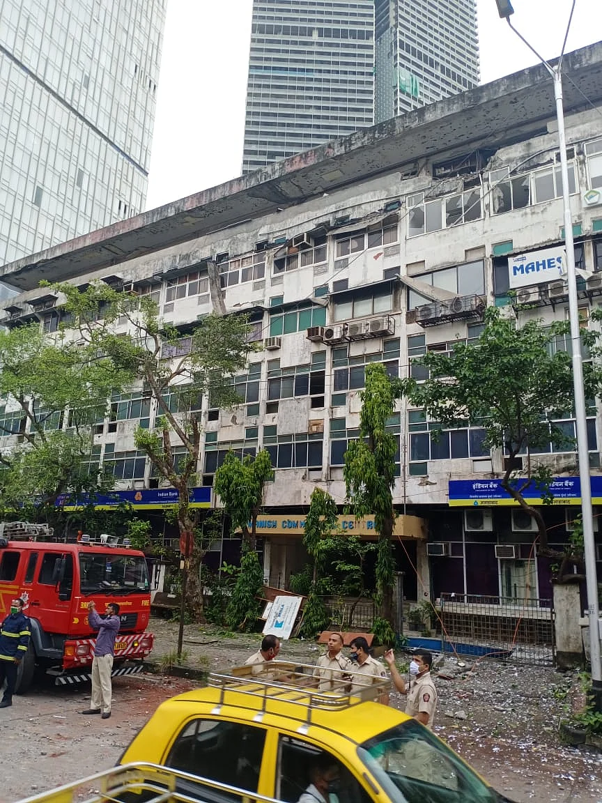 Mumbai: Cylinder blast at Old Passport Office in Worli