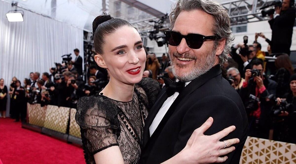 Put on a happy face: Joaquin Phoenix and Rooney Mara ...