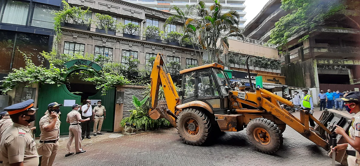 Watch: Pics and videos of BMC destroying Kangana Ranaut's office