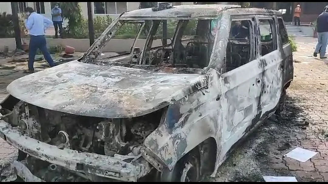 In Pictures: Violence over reservation in teacher's recruitment escalates in Rajasthan's Dungarpur