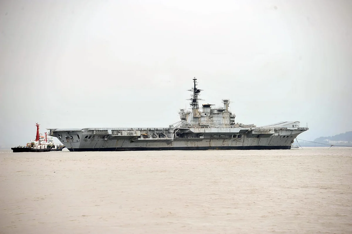 In Pictures: Decommissioned Navy aircraft carrier Viraat sets sail for the last time