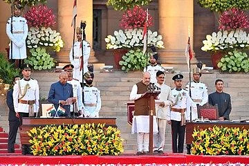 He took oath as Union Minister in Modi government (30 May 2019)