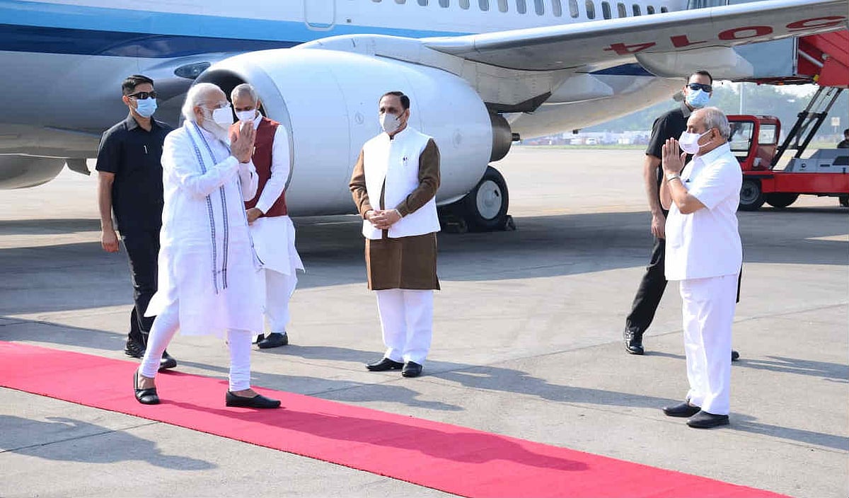PM Modi arrives in Gujarat for 2day trip; to launch various projects