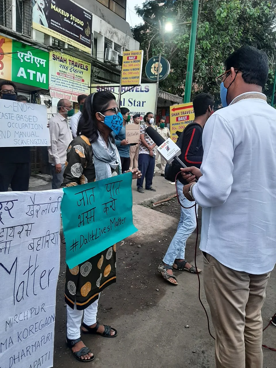 Thane: Citizens hold protest over Hathras incident demanding justice for the 19-year-old Dalit girl