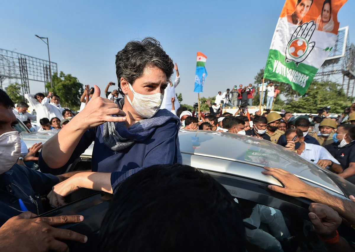 Noida : Congress leader Priyanka Gandhi Vadra at Delhi-Noida border as she attempts to move towards Hathras to meet family members of the 19-year-old woman who died after being allegedly gang-raped, in Noida, Saturday, Oct. 3, 2020. Five members of a delegation led by Congress leader Rahul Gandhi have been permitted to go to Hathras via Noida.