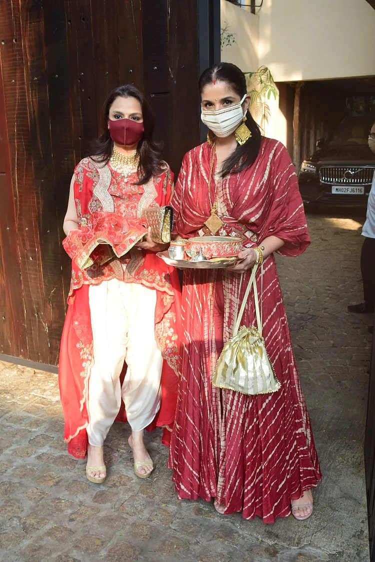 In Pics: Shilpa Shetty Kundra, Natasha Dalal and others attend Anil Kapoor's wife Sunita's Karva Chauth celebrations