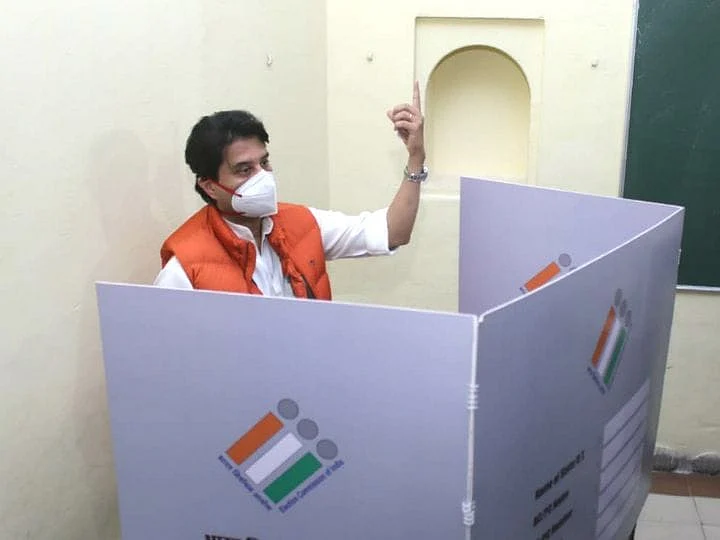 BJP Rajya Sabha MP Jyotiraditya Scindia casts his vote for by-polls in the State, in Gwalior on Tuesday