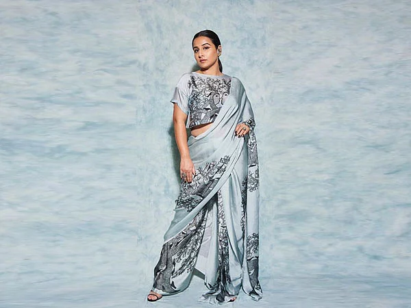 Karva Chauth 2020: 10 quirky ways to style sarees like Bollywood divas