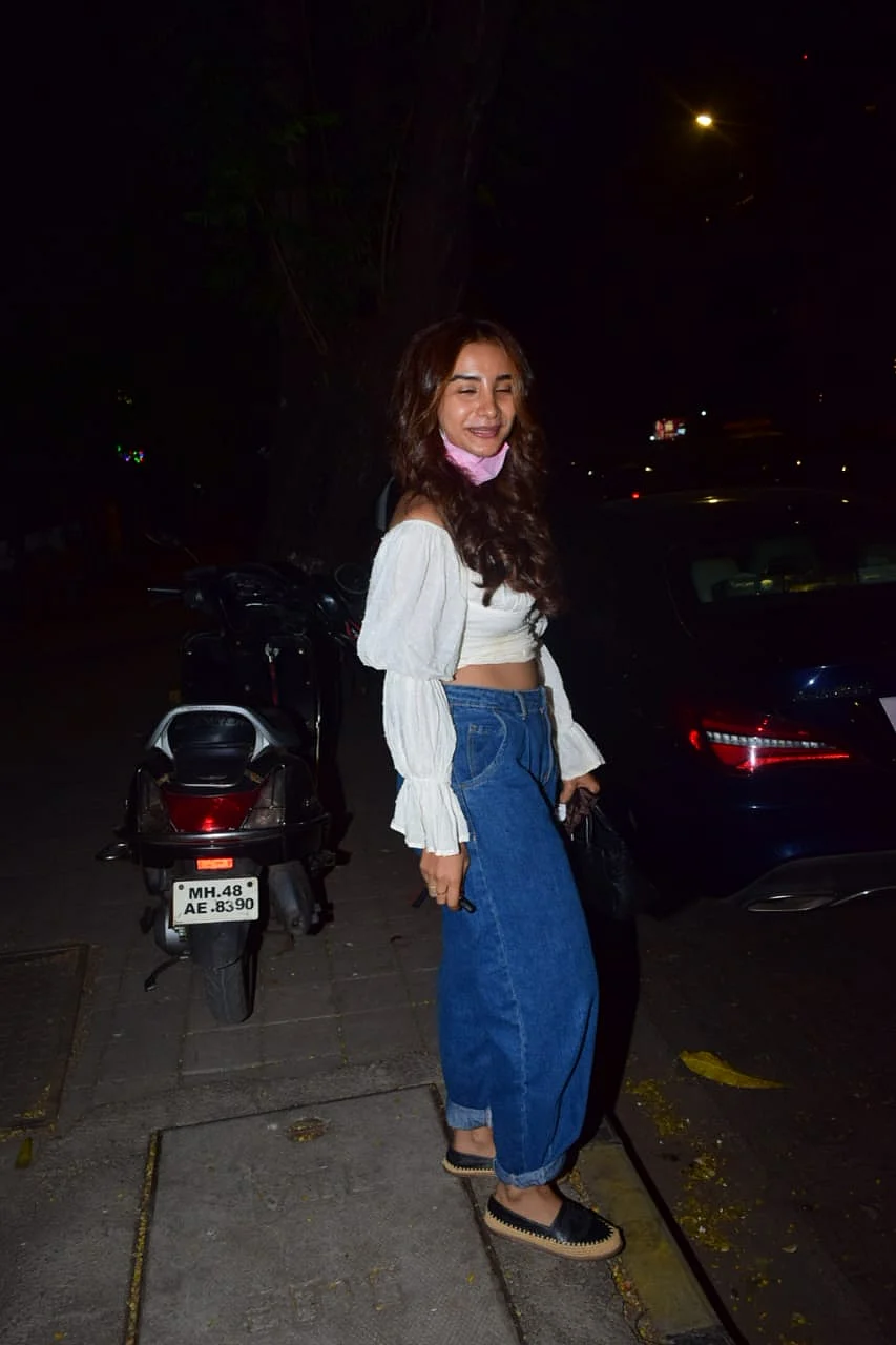 Patralekha at Kromakay salon in Juhu