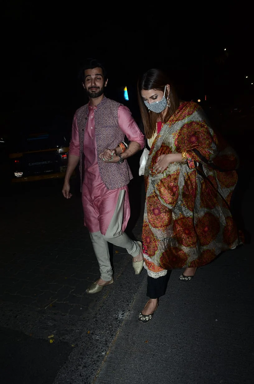 Corona who? Mouni Roy, Manish Malhotra, and others attend Ekta Kapoor's Diwali bash; see pics